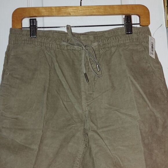 Good Threads light olive corduroy pull on elastic waist shorts Sz XS - Picture 2 of 6